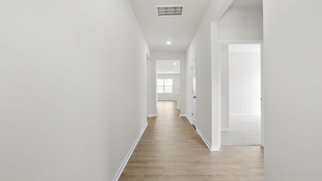Spacious, unfurnished interior of a new home in Spring Ridge, Anderson (Image 16).