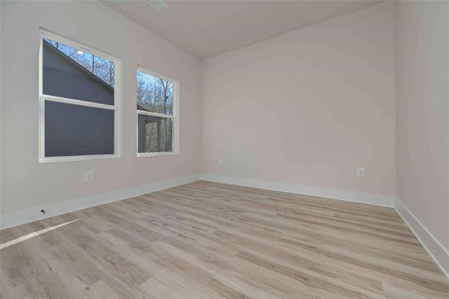 Spacious, unfurnished interior of a new home in , Buchanan (Image 24).