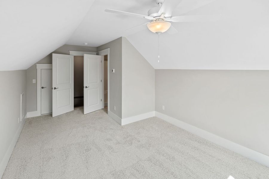 Representative unfurnished interior of a home built from the Beckett by Bill Clark Homes in Riverside Cove, Wilmington (Image 27).