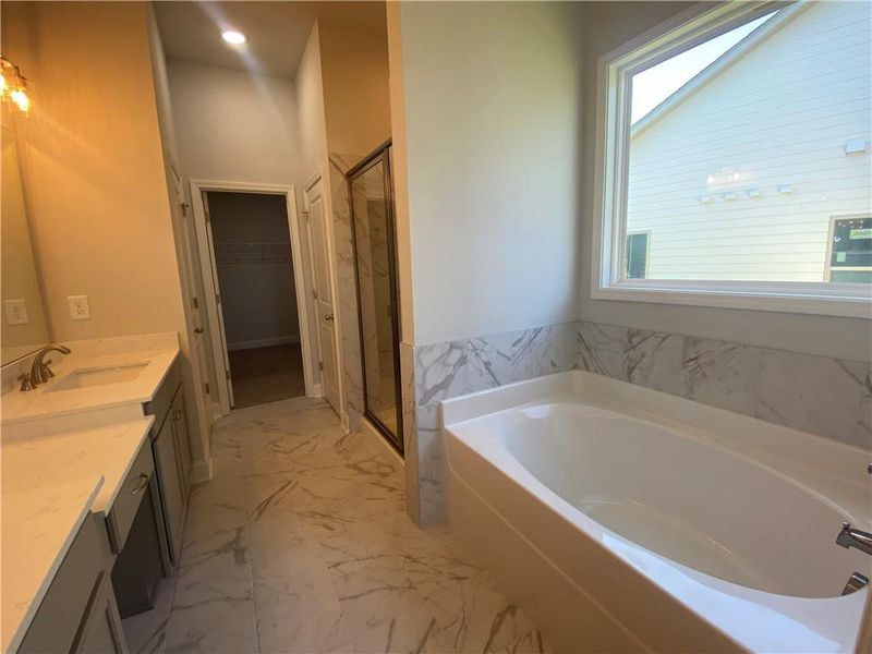 Furnished interior view inside a new home in , Jefferson (Image 13).