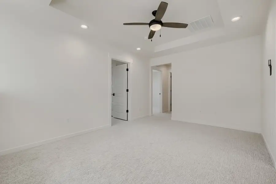 7923 Polson - Game Room