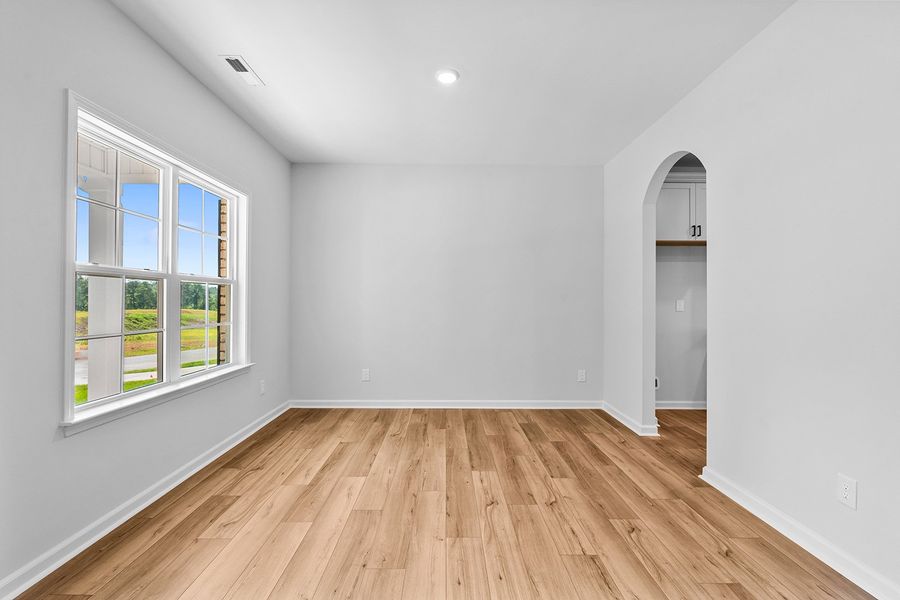 Spacious, unfurnished interior of a new home in Brooke Hill, Lewisville (Image 21). Spacious, unfurnished interior of a new home in Brooke Hill, Lewisville (Image 21).