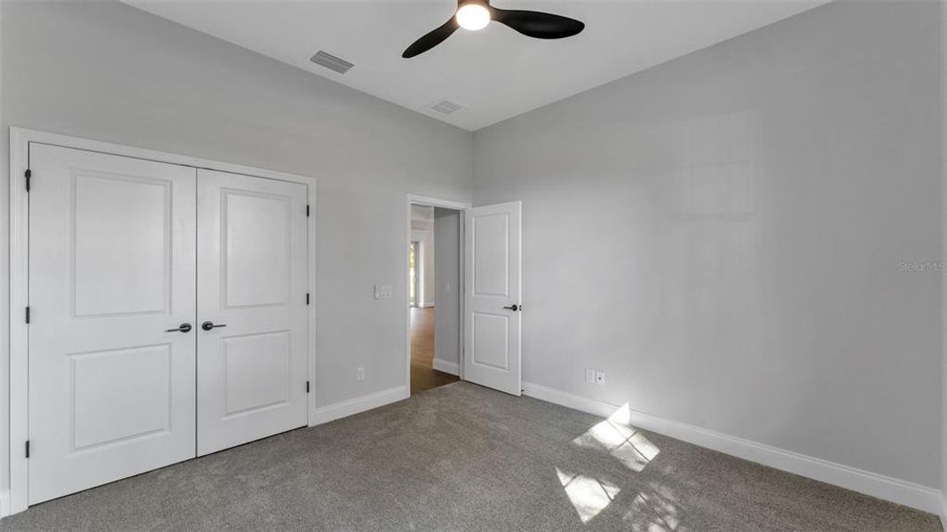 Spacious, unfurnished interior of a new home in , Lakeland (Image 42).