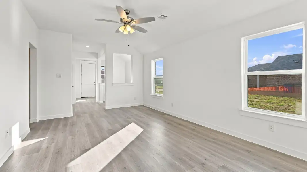 Horizon Floor Plan - Representative Photo