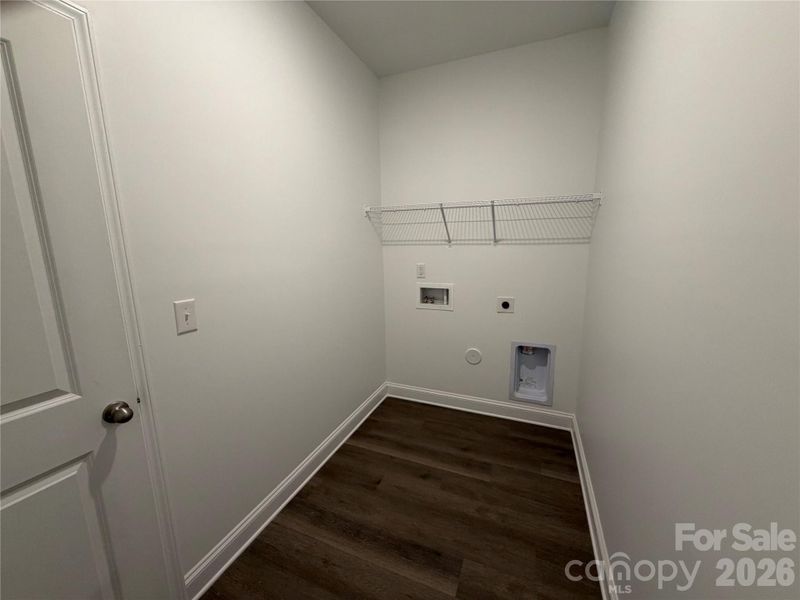 Spacious, unfurnished interior of a new home in , Denver (Image 7).