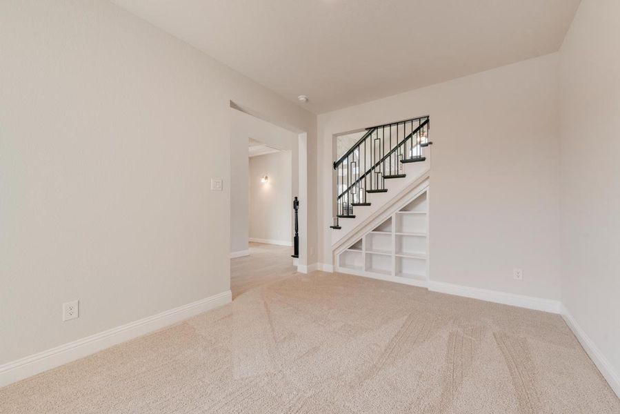 Spacious, unfurnished interior of a new home in Somercrest, Midlothian (Image 20).