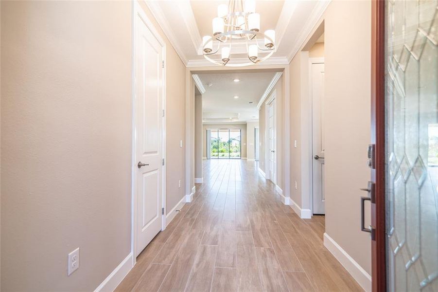 Spacious, unfurnished interior of a new home in Esplanade at Wiregrass Ranch, Wesley Chapel (Image 27).