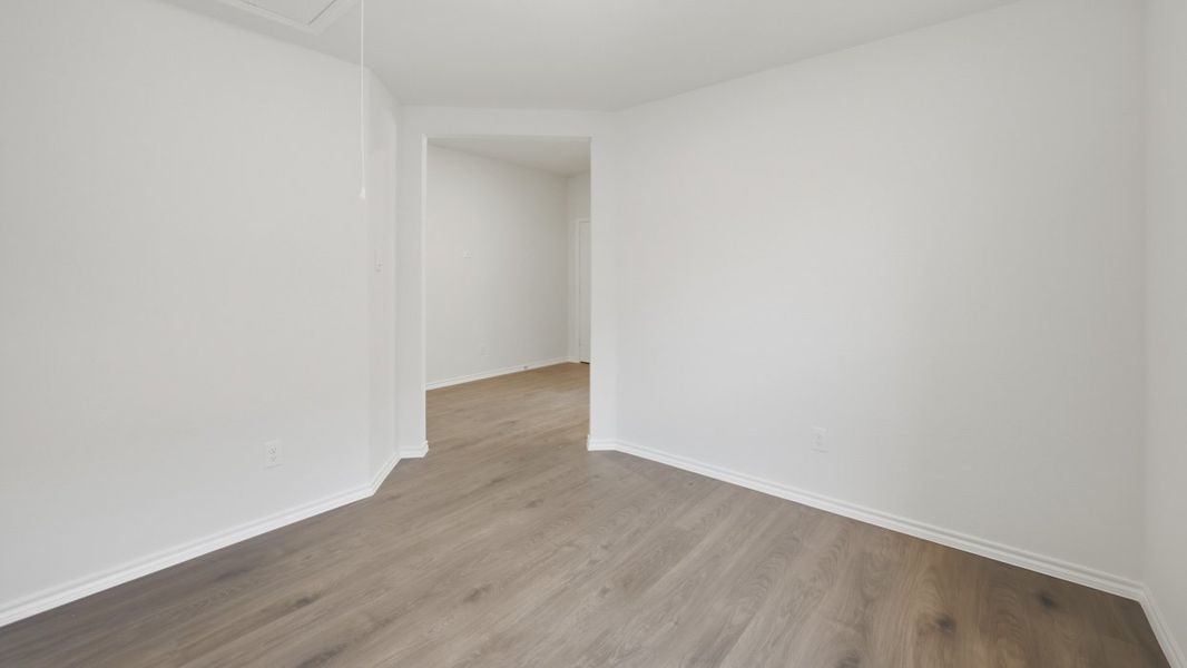 Spacious, unfurnished interior of a new home in Sanger Circle, Sanger (Image 23).