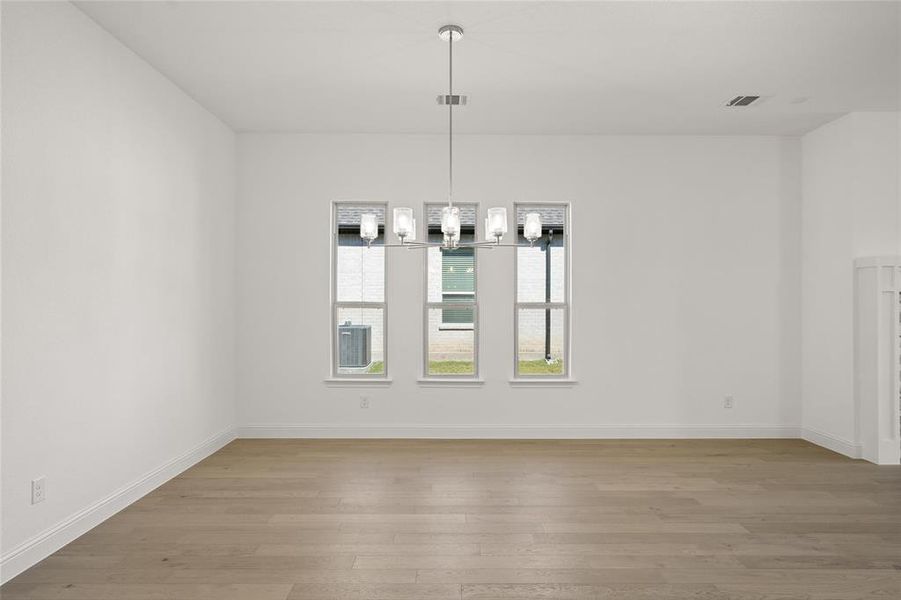 416 Lamb Dining1 416 Lamb Dining1