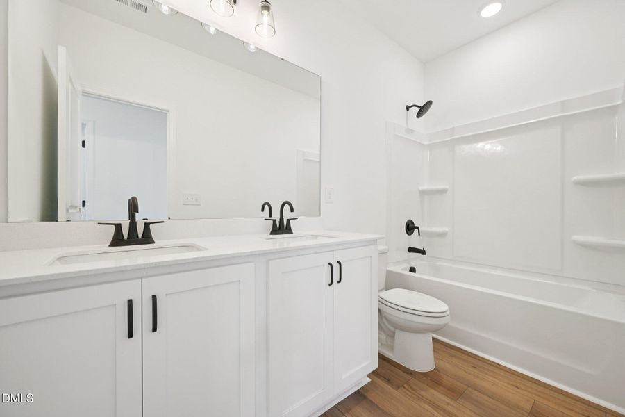 39-web-or-mls-Fetching Pl-S2503-039