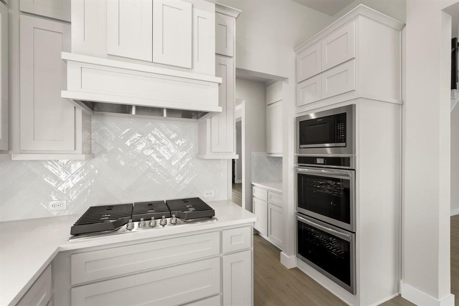 12. 9729 Palermo - Kitchen (4)