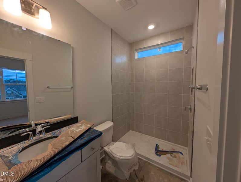 PXL_20250926_225010048