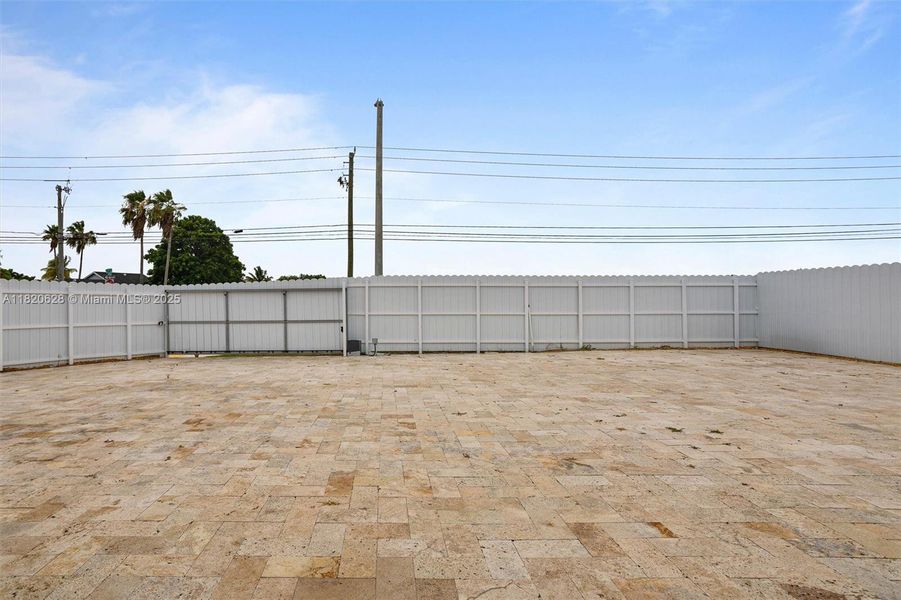 Exterior details and patio area of a home in , Miami (Image 3).