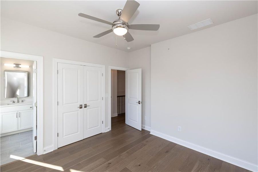 Spacious, unfurnished interior of a new home in Byers Park, Alpharetta (Image 36).