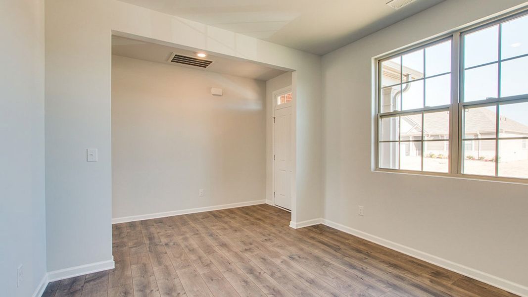 Spacious, unfurnished interior of a new home in The Parks, White House (Image 17).