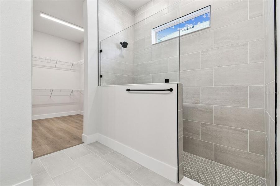 Furnished interior view inside a new home in Emerald Landing at Waterside at Lakewood Ranch – Cottage Series, Sarasota (Image 9).
