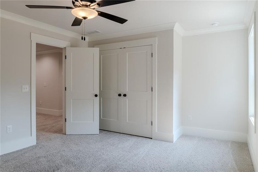 Spacious, unfurnished interior of a new home in Grove Park, Covington (Image 23).