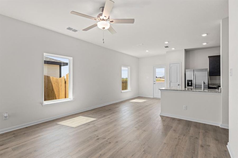 Spacious, unfurnished interior of a new home in Big Sky Estates, Ponder (Image 4).