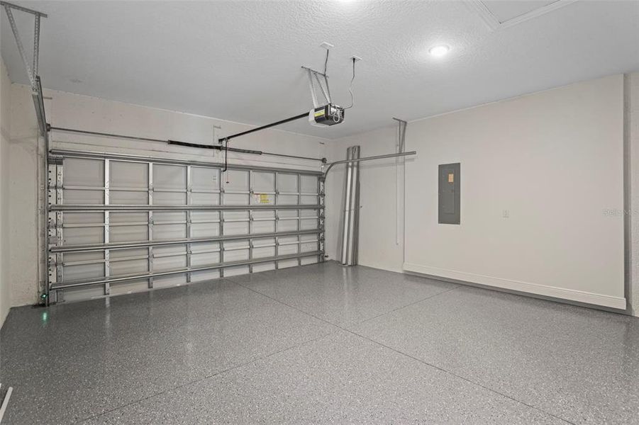 Spacious, unfurnished interior of a new home in Cresswind Lakewood Ranch, Lakewood Ranch (Image 22).