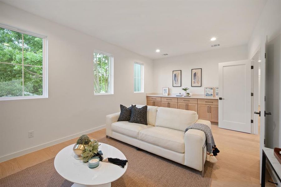 Furnished interior view inside a new home in , Dallas (Image 9).