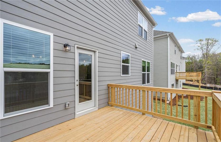 Exterior details and patio area of a home in Sierra Creek, Hoschton (Image 31).