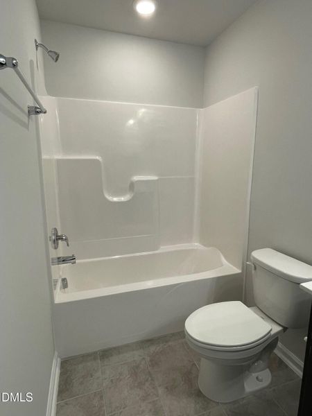 295 hall bath tub - shower 295 hall bath tub - shower