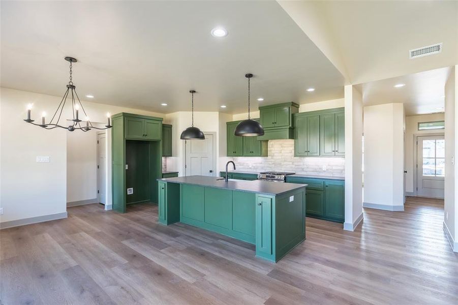 Furnished interior view inside a new home in , Abilene (Image 12).