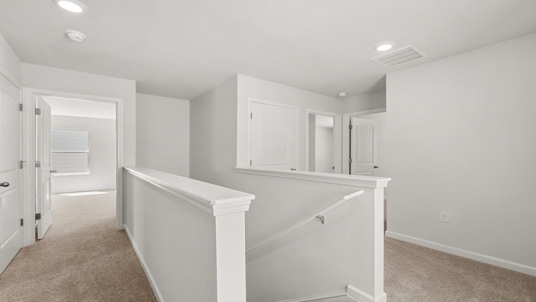 Representative unfurnished interior of a home built from the Aisle by D.R. Horton in Aurora Creek, Dallas (Image 24).