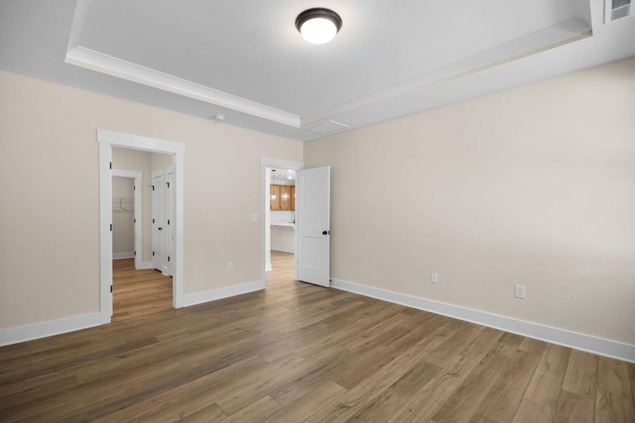 Spacious, unfurnished interior of a new home in Harbor Crossing, Greensboro (Image 32).