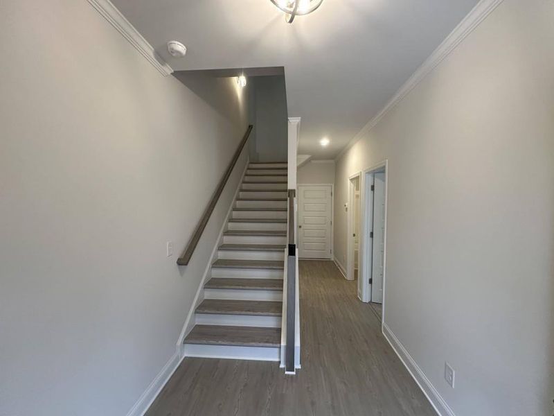 Spacious, unfurnished interior of a new home in Magnolia Grove, Mableton (Image 9).