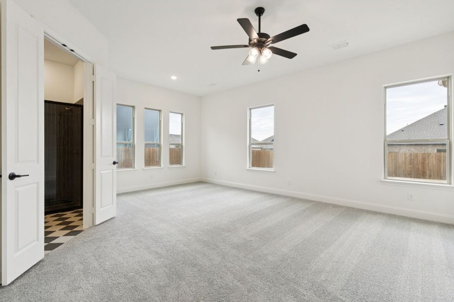 Spacious, unfurnished interior of a new home in Timberbrook, Justin (Image 19). Spacious, unfurnished interior of a new home in Timberbrook, Justin (Image 19).