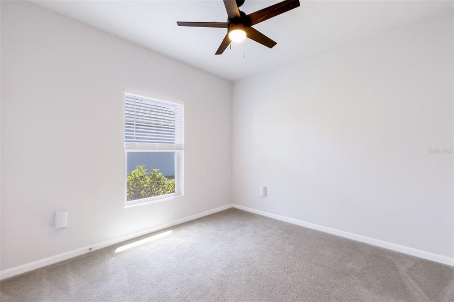 Spacious, unfurnished interior of a new home in , Bradenton (Image 10).