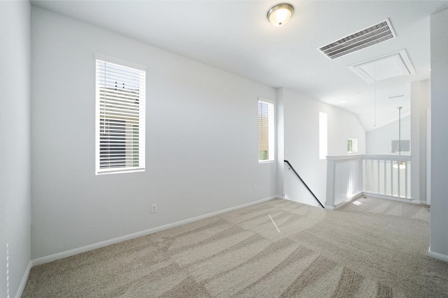 Spacious, unfurnished interior of a new home in Municipal Drive Townhomes, Leander (Image 20).