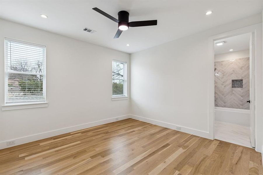 Spacious, unfurnished interior of a new home in , Dallas (Image 23).