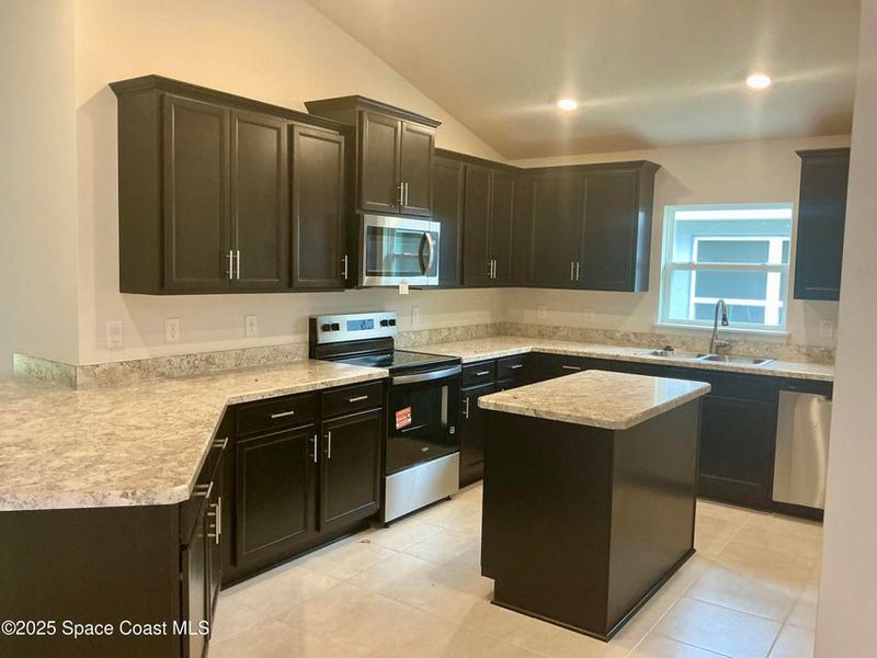 Furnished interior view inside a new home in St. John's Preserve, Palm Bay (Image 5).