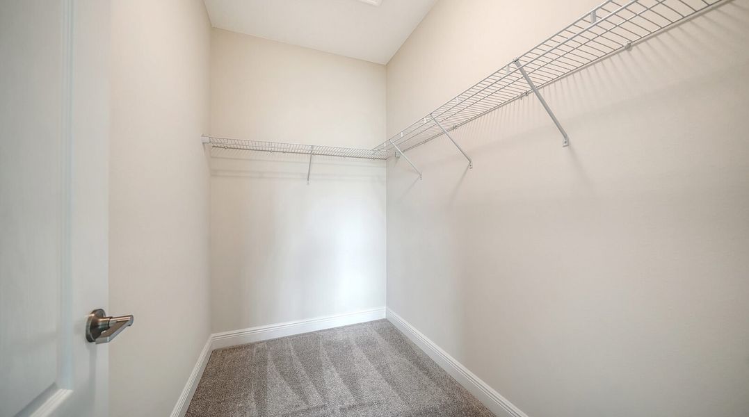 Spacious, unfurnished interior of a new home in Wildleaf at North River Ranch, Parrish (Image 20).