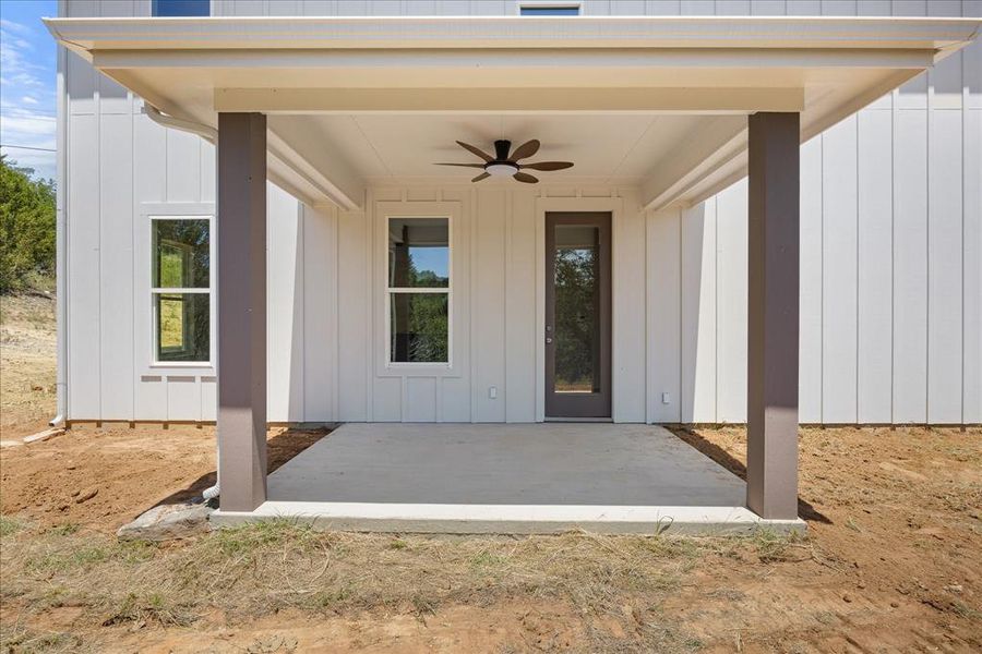 Exterior details and patio area of a home in , Bluff Dale (Image 3).