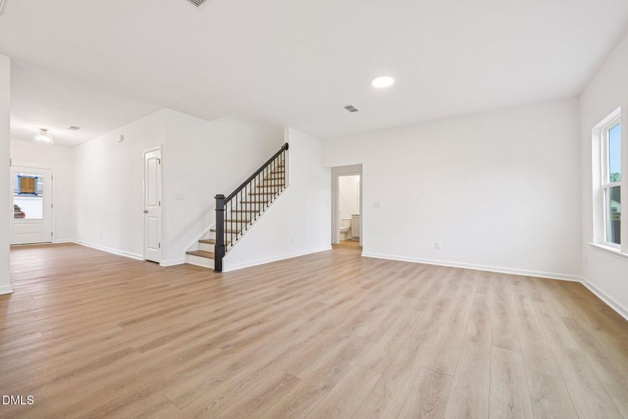 10-web-or-mls-Compeer Wy-S3004-010