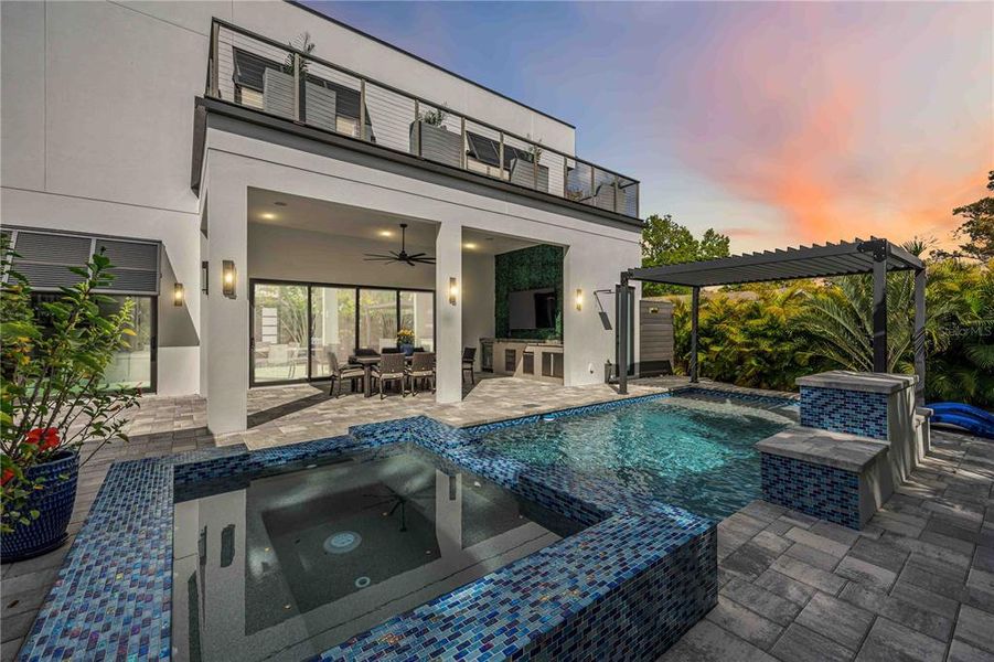 Exterior details and patio area of a home in , Sarasota (Image 21).