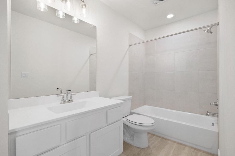 Furnished interior view inside a new home in Santa Rita Ranch - 60', Liberty Hill (Image 5).