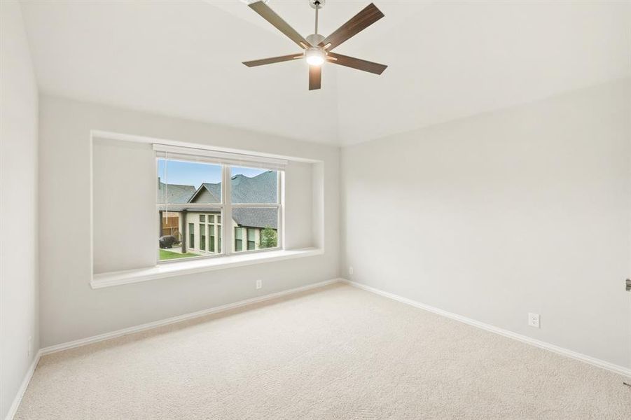 Spacious, unfurnished interior of a new home in Somerset, Venus (Image 17).
