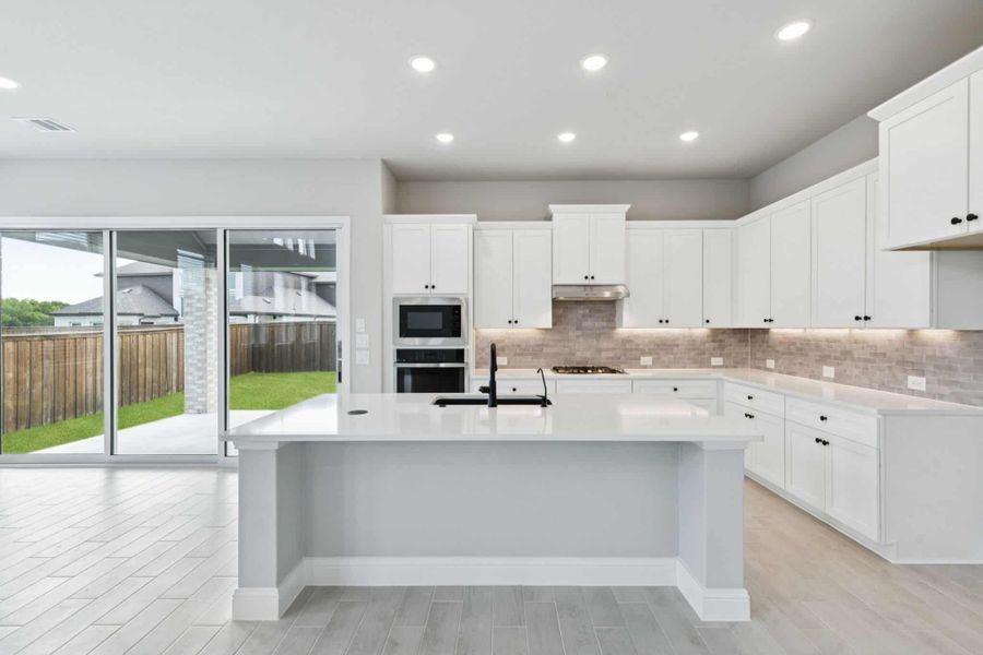 Furnished interior view inside a new home in Las Lomas, Forney (Image 6). Furnished interior view inside a new home in Las Lomas, Forney (Image 6).