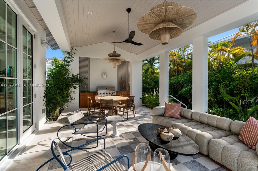 Community amenities in , Key Biscayne (Image 43). Community amenities in , Key Biscayne (Image 43).