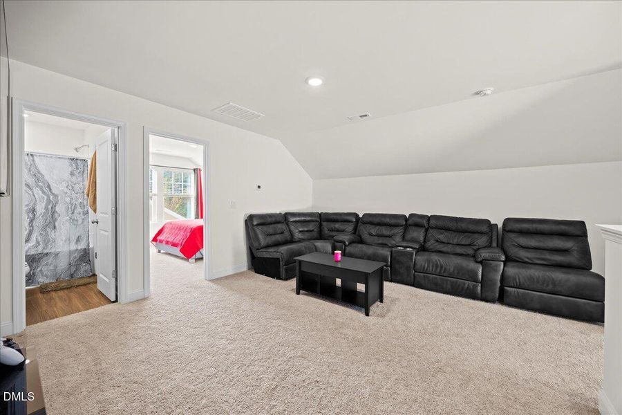 36-2A1A0223 36-2A1A0223