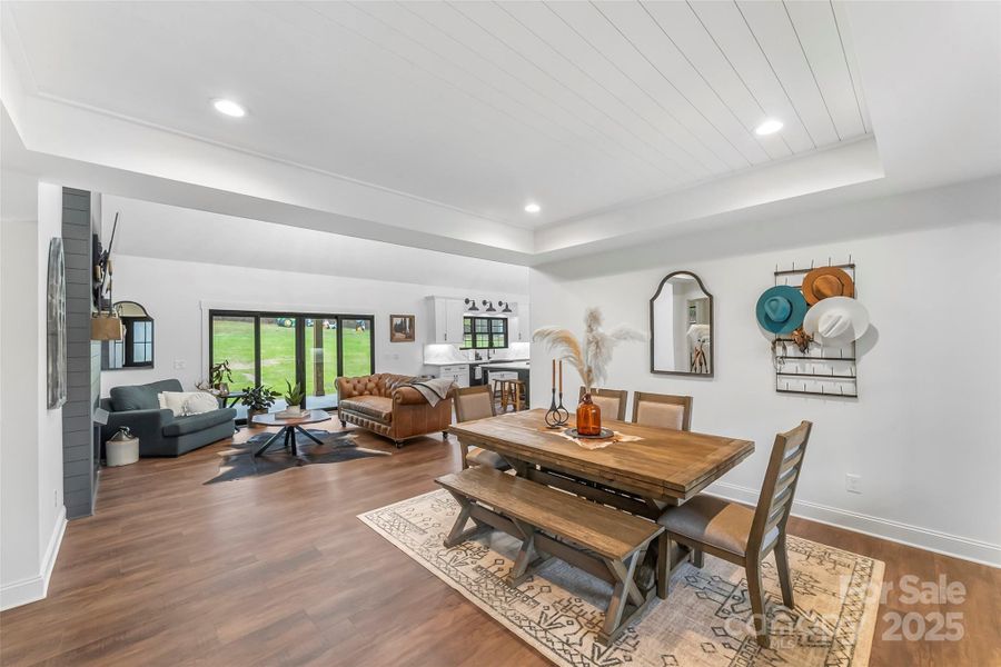 Furnished interior view inside a new home in , Nebo (Image 11).