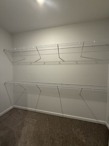 Spacious, unfurnished interior of a new home in Bradley Bend, Ashland City (Image 19).