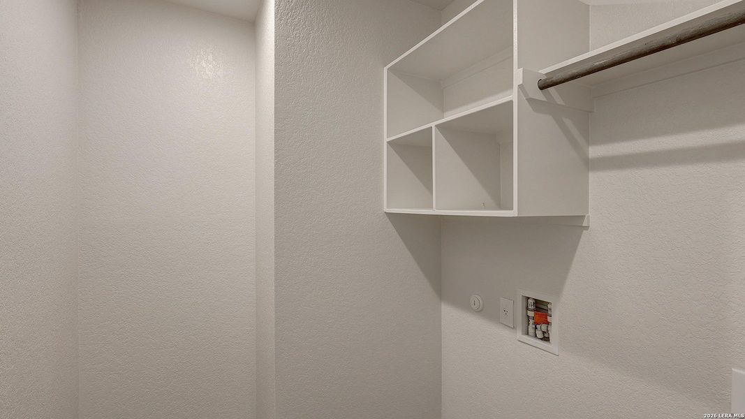 Close-up of interior finishes inside a home in Arcadia Ridge, San Antonio (Image 18).