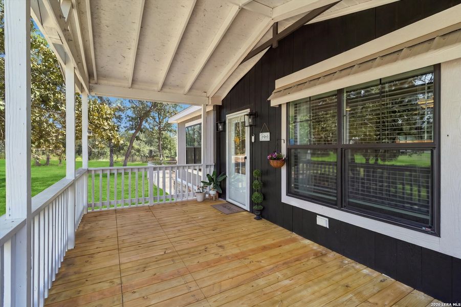 Exterior details and patio area of a home in , La Vernia (Image 21).