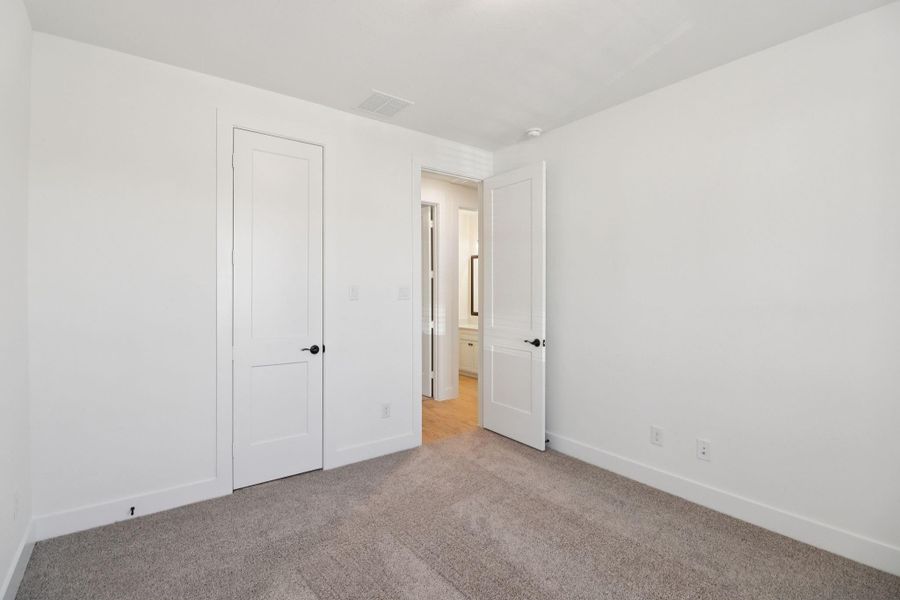 Spacious, unfurnished interior of a new home in The Highlands, Porter (Image 16).