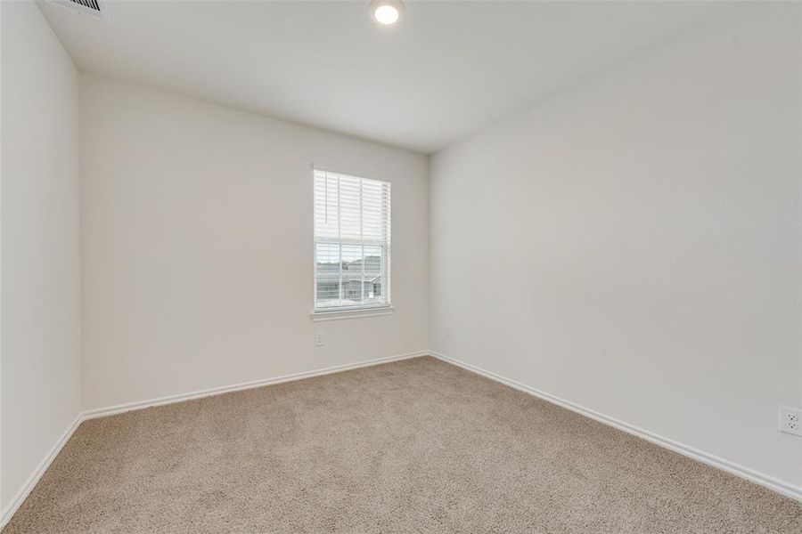 Spacious, unfurnished interior of a new home in Riverfield, Josephine (Image 12).